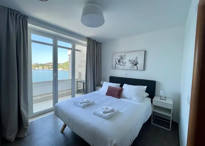 Seaside M 6 -seaview And Parking Apartman